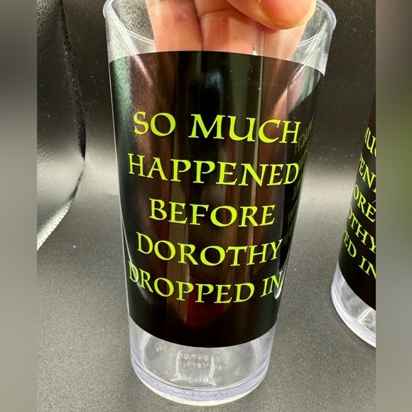 Set of 2 Broadway’s Wicked the Musical Souvenir Plastic Cups (no lids) 16 fl oz - Picture 6 of 7